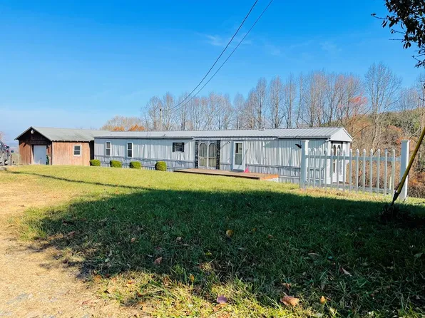 92 Silver Mine Trl, Galax, VA 24333
