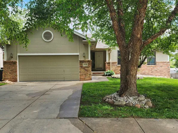 8231 Clay St, Omaha, NE 68122