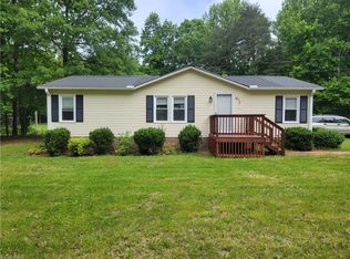 971 Randolph Tabernacle Rd, Asheboro, NC 27203