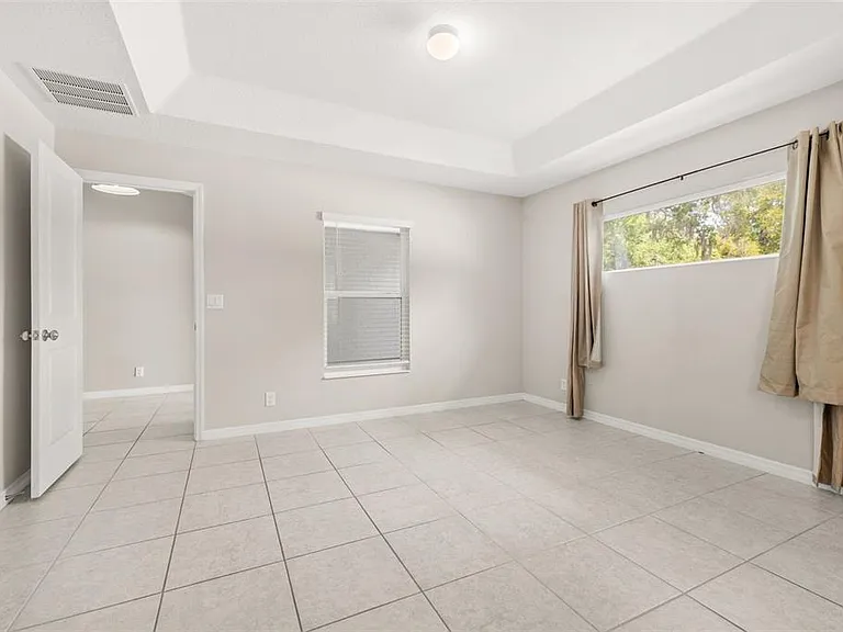 284 Reese Ct — Photo 17