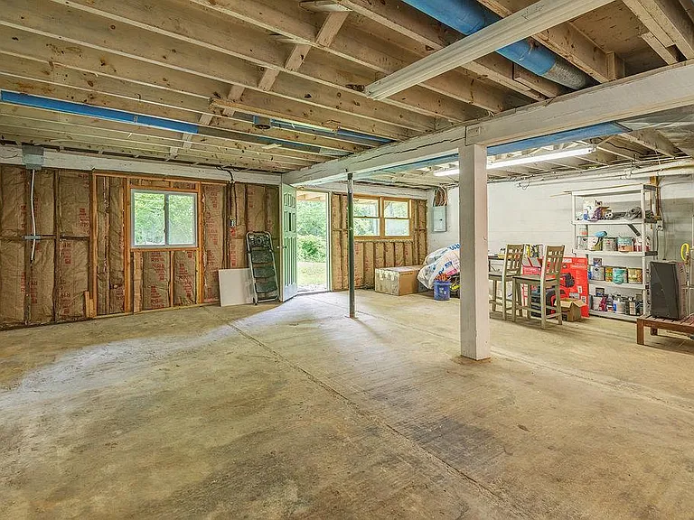 162 Upper Brush Creek Rd — Photo 4