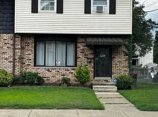 72 S Thomas Ave, Kingston, PA 18704