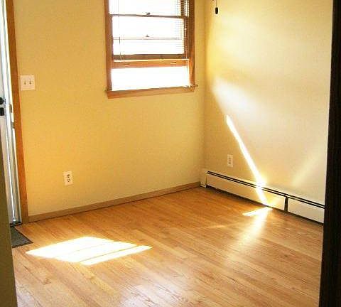 4th image of 942 North Ave APT 2S