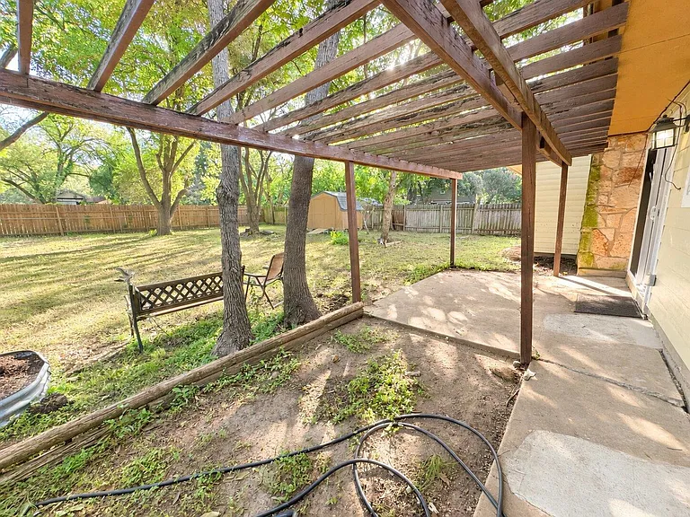 5802 Brook Valley Dr — Photo 21