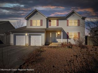 808 Anchor Ave, Beachwood, NJ