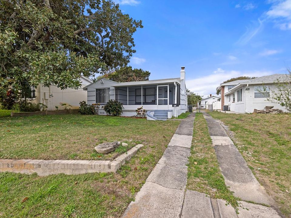 1st image of 1915 N Oleander Ave