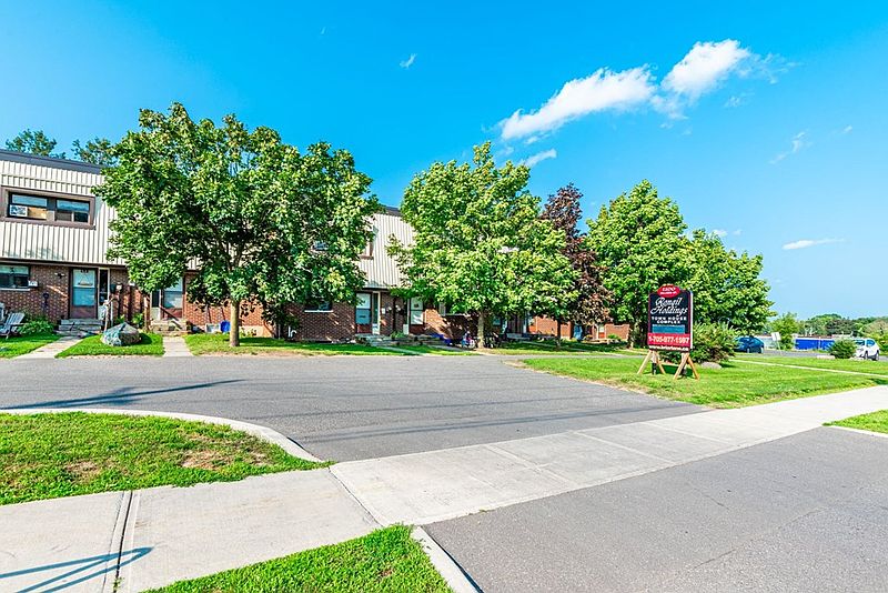 Peterborough Apartment for rent - 3 Bedrooms — photo 10