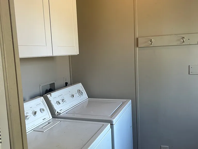 3738 Bellaire Ave — Photo 15