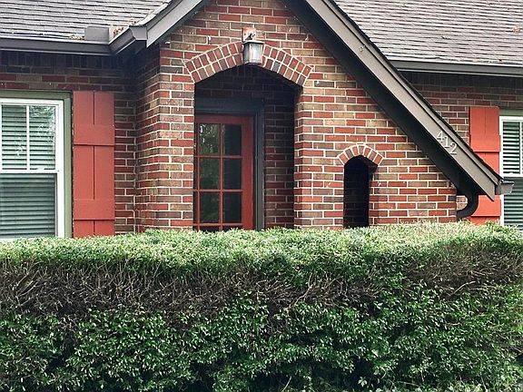 Front door is just 300 yards from Ugly Mugs, Two Ten Jack, Graze, Jeni's, etc