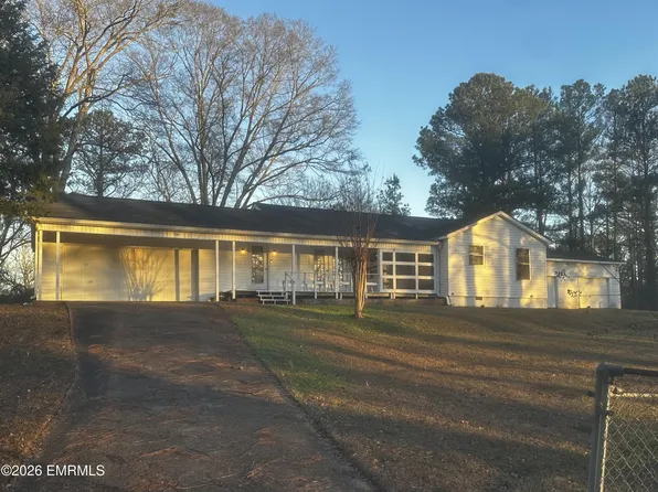 3801 Valley Rd, Meridian, MS 39307