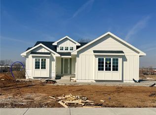 20804 Emerald St, Spring Hill, KS 66083