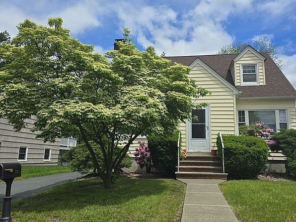10 Hewetson Rd