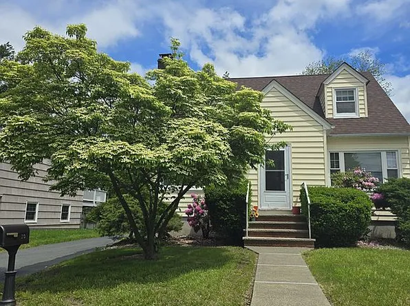 10 Hewetson Rd, Denville, NJ 07834