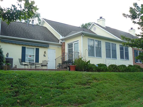 3rd image of 1505 Heritage Landing Dr