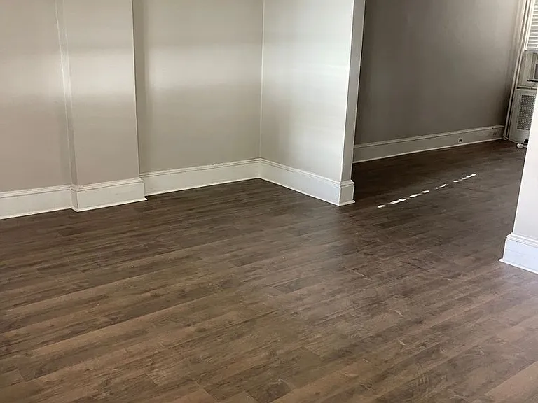 302 Edmonds Ave — Photo 6
