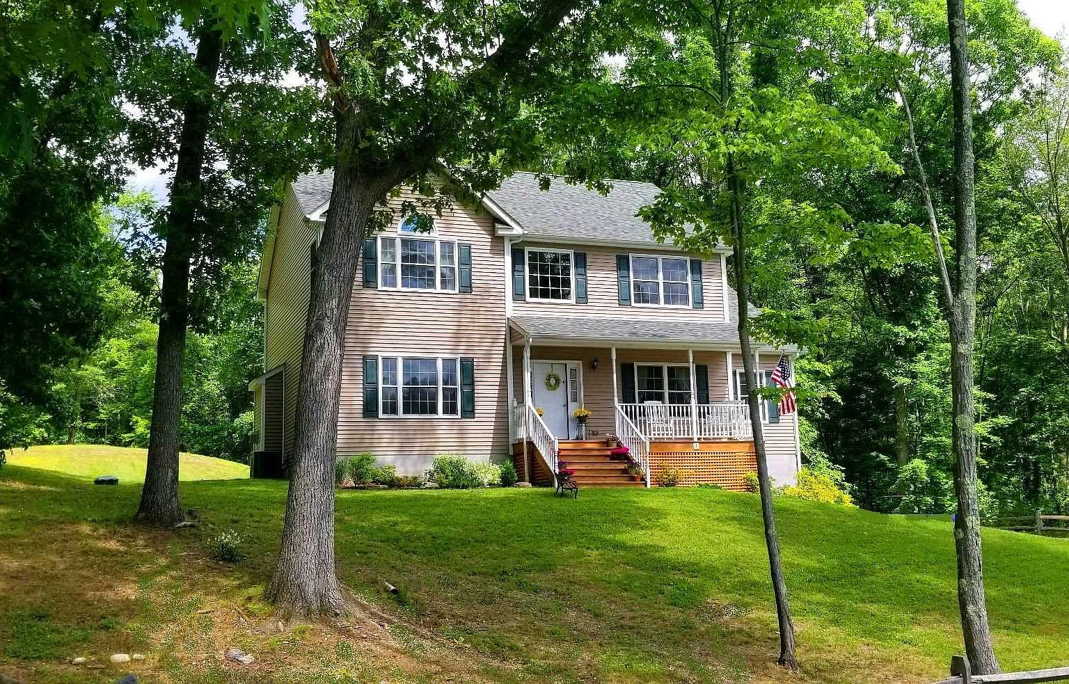 4 Theresa Ct, Lagrangeville, NY 12540 Zillow