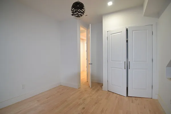 Rented by Yup Realty LLC | media 22