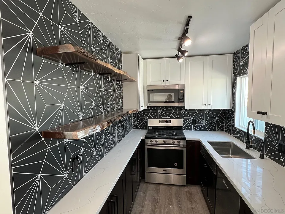 2019 Reed Ave