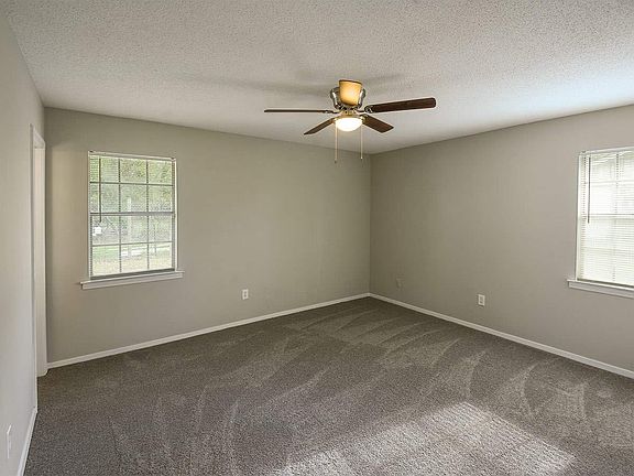2nd image of 4404 Wooddale Ave