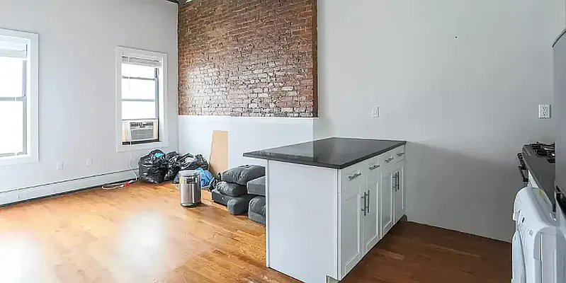 Rented by Hagstrom Management Inc | media 15