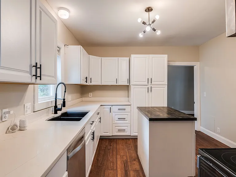 2320 Beechmont Ave #1 — Photo 14