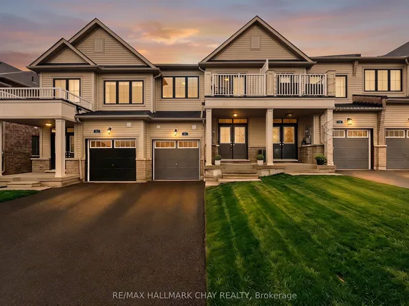 81 Alvin Pegg Dr, East Gwillimbury, ON L9N 0R6