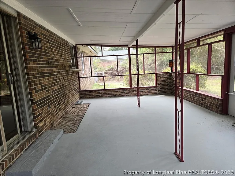 425 Dunmore Rd — Photo 16