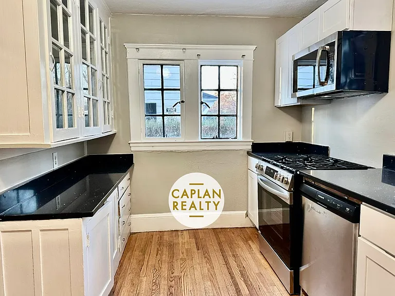 110 Marvel Rd — Photo 10