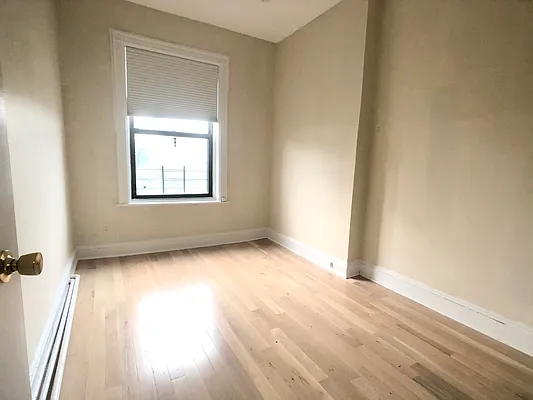 Rented by Highline Residential | media 4