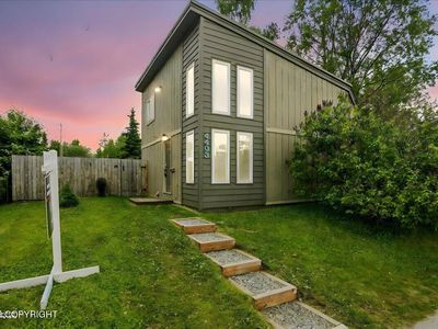 4403 E 5th Ave, Anchorage, AK, 99508
