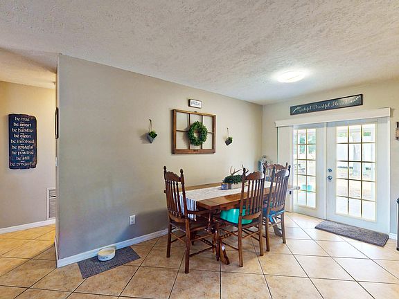 3rd image of 6635 51st Avenue