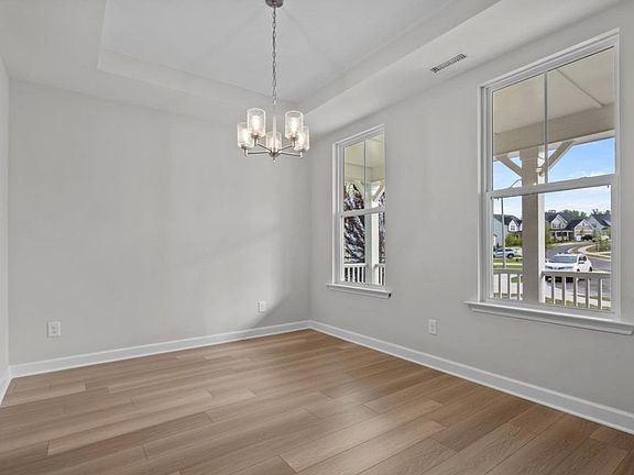 3rd image of 500 Craftsman Ridge Trl