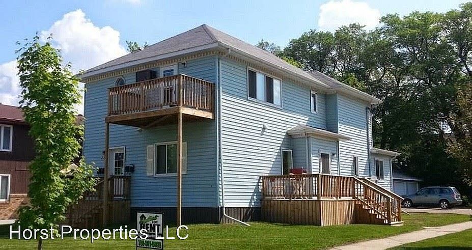 1st image of 224 6th St S APT 1
