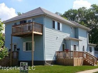 224 6th St S APT 1, Moorhead, MN 56560