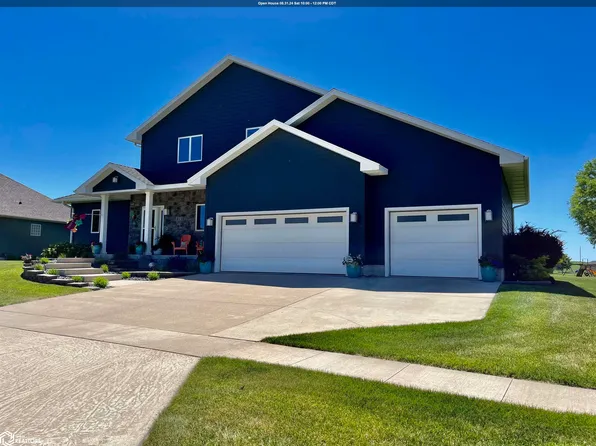 413 Lexington Dr, Clear Lake, IA 50428