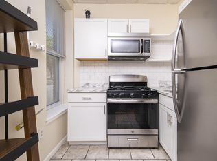 136 9th St #2, Troy, NY 12180