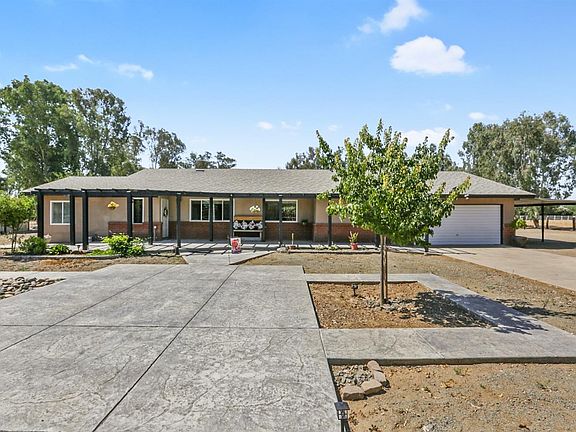 2nd image of 32400 Road 132 Unit A