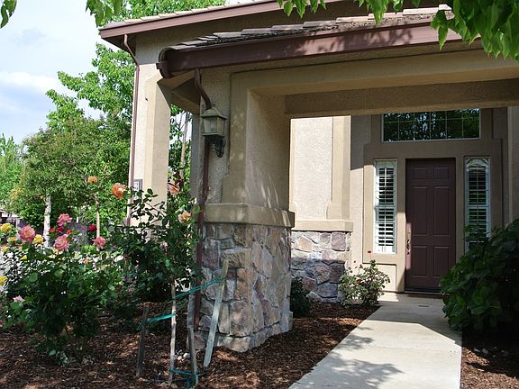 2nd image of 9981 Verbania Ct