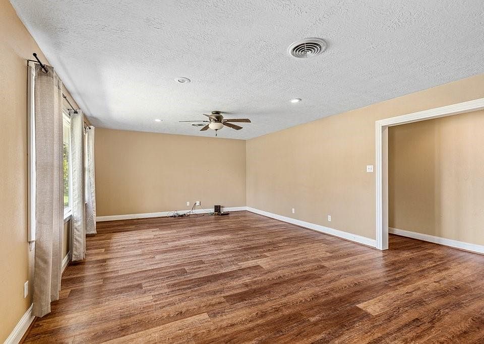 207 Sheridan St, Lake Charles, LA 70605 Zillow