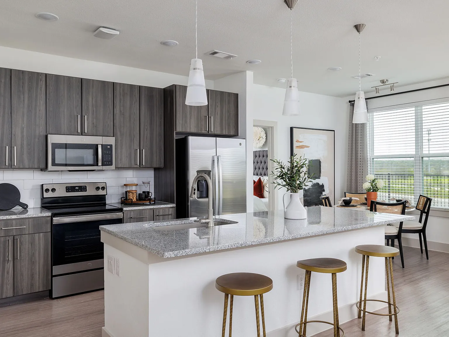 Avelyn San Marcos — Photo 3