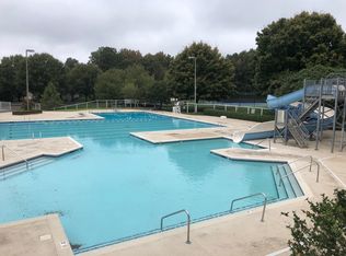 9916 Brigstock Ct, Charlotte, NC 28269