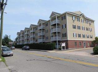 18 Harbor Ave APT 212, Nashua, NH 03060