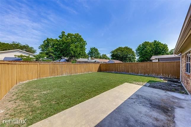 1st image of 1209R Blanco Ln