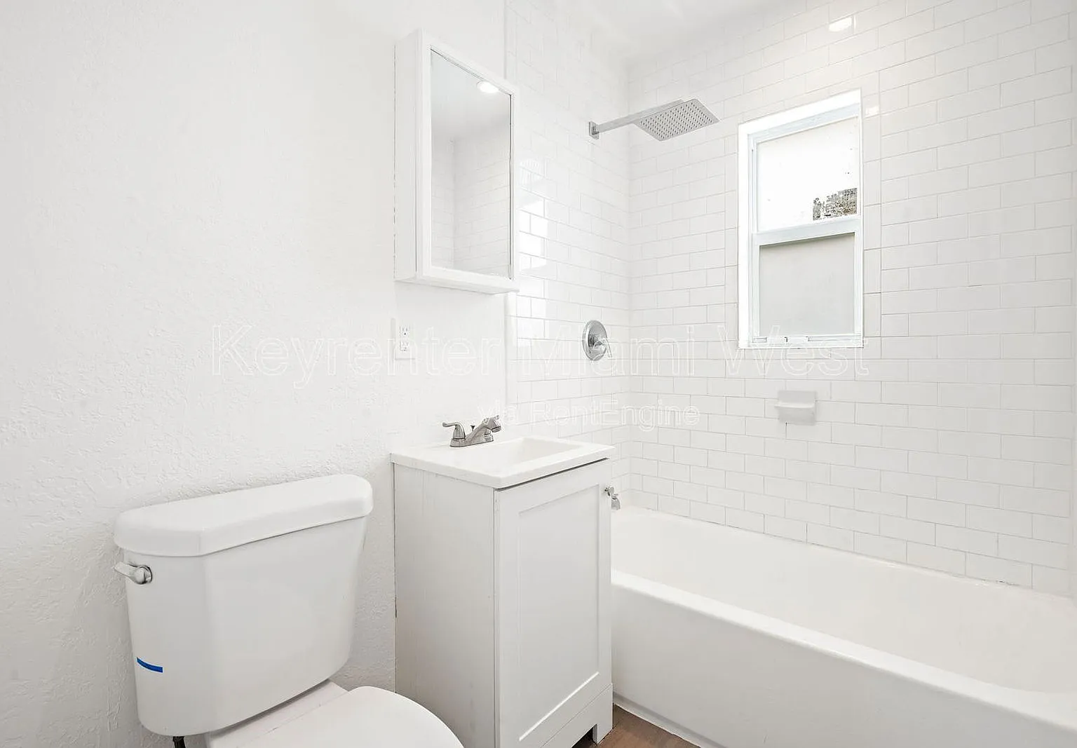 2 bed, 1.0 bath, $1,650 — Photo 4