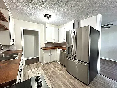 1208 Stewart Dr — Photo 9