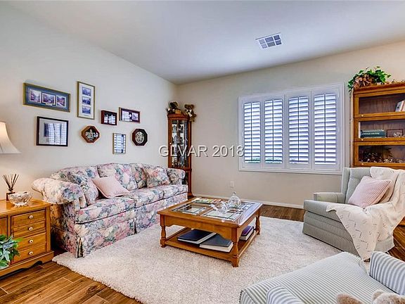 5th image of 2588 Thornview St