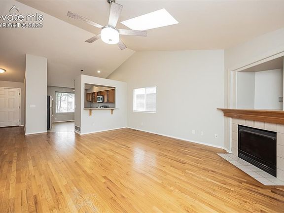 3rd image of 8528 Dassel Dr