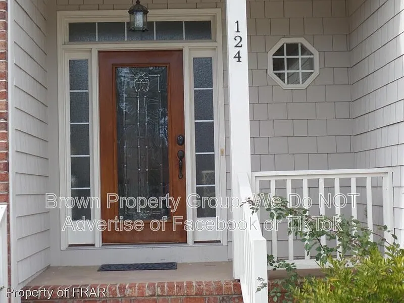 3 bed, 2.5 bath, 2100 sqft, $1,995 — Photo 3