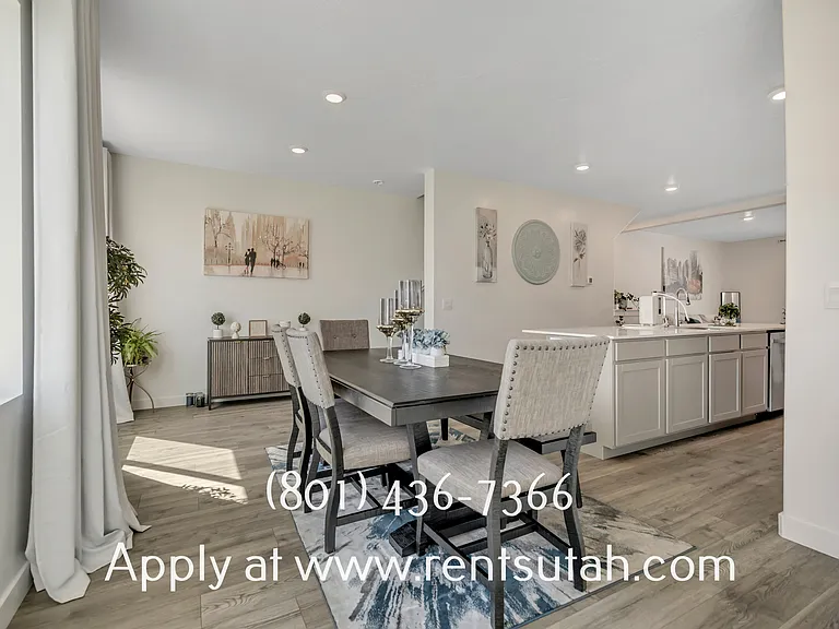 973 Citadel Ln — Photo 14