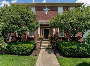 8071 Heyward Dr, Indianapolis, IN 46250